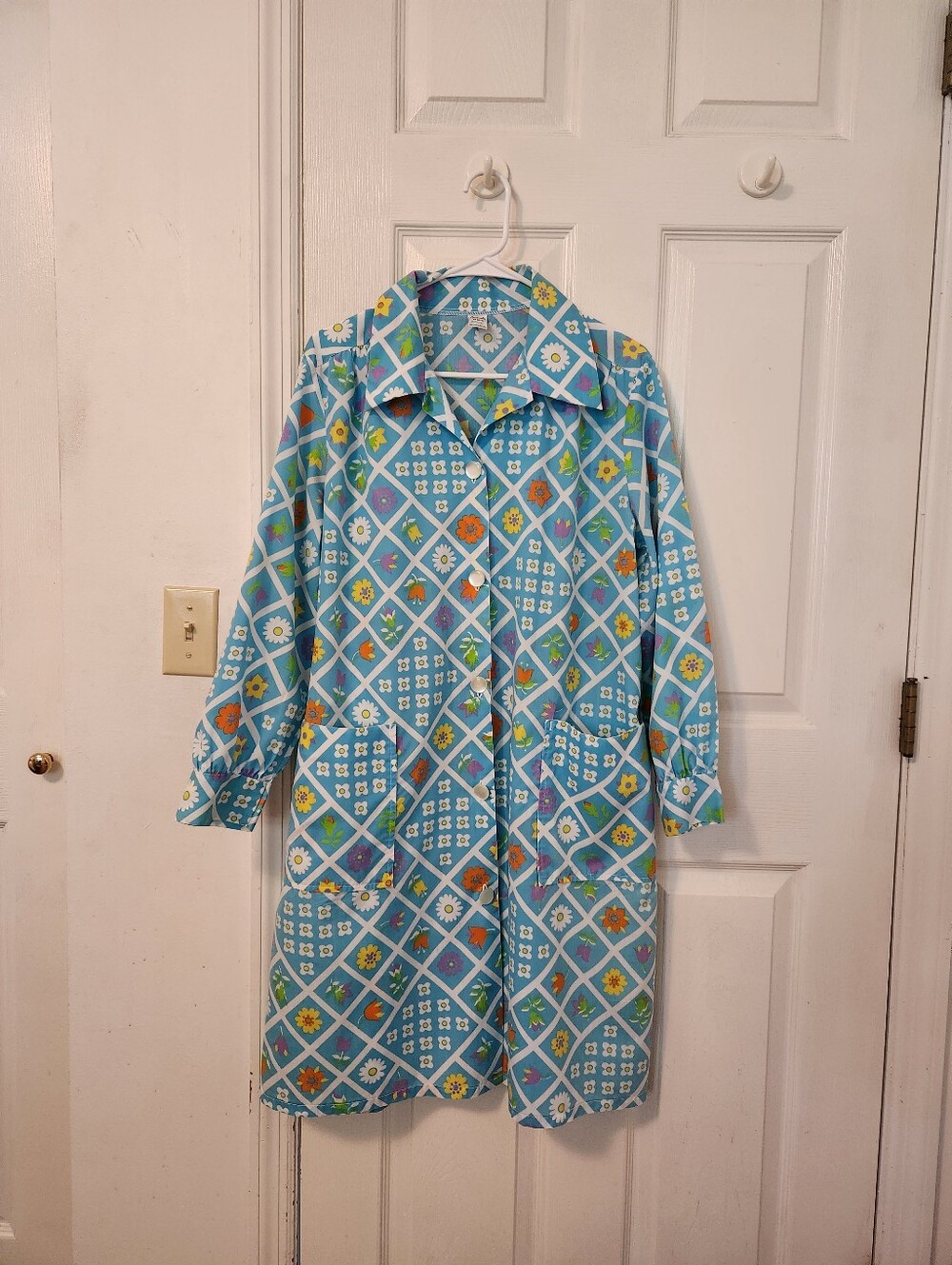 Blue Patterned Women's Robe with Floral Diamond Print